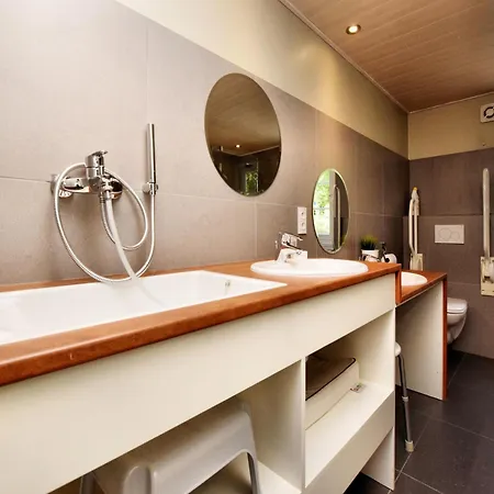 Spacious Family In Soy, Cleaning Included 木屋 Biron