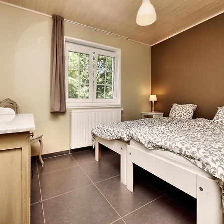 Spacious Family In Soy, Cleaning Included 木屋 *